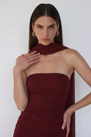 Elowen Scarf Gown – Red Sparkle