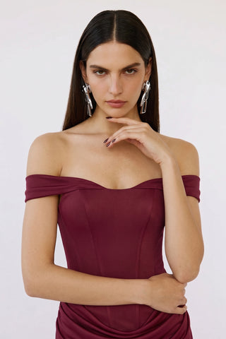 Virenza Structured Satin Gown – Cherry Red