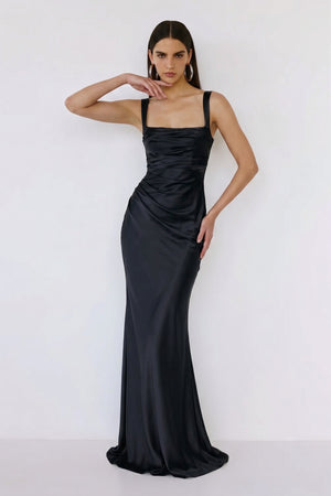 Regalia Gown – Black