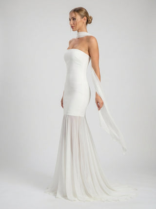 Aurelia Veil Gown – Ivory