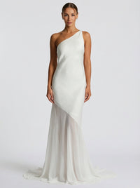 Dominion Gown – Ivory Veil