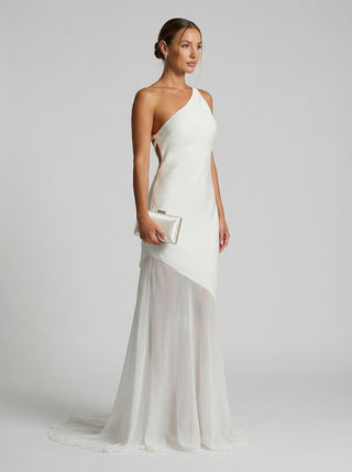 Dominion Gown – Ivory Veil