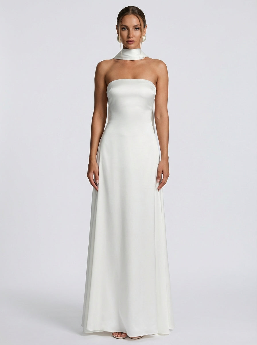 Velina Noir Solara Gown in white – gown product photo