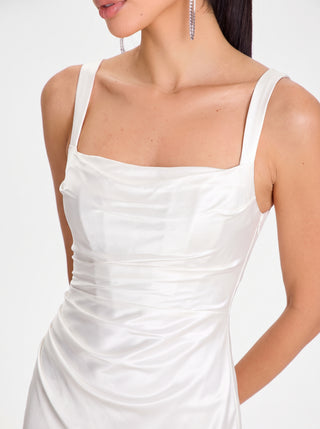 Regalia Gown – Ivory